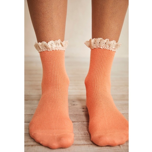 5070. Free People Beloved Waffle Knit Ankle Socks - Picture 2 of 3